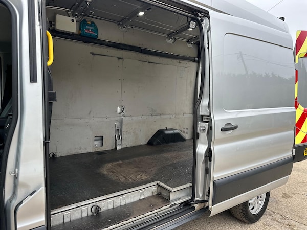 Used Ford Transit 2019 for sale - 76274423: Photo 16