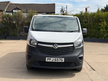 Used Vauxhall Vivaro 2018 for sale - 78228506: Photo