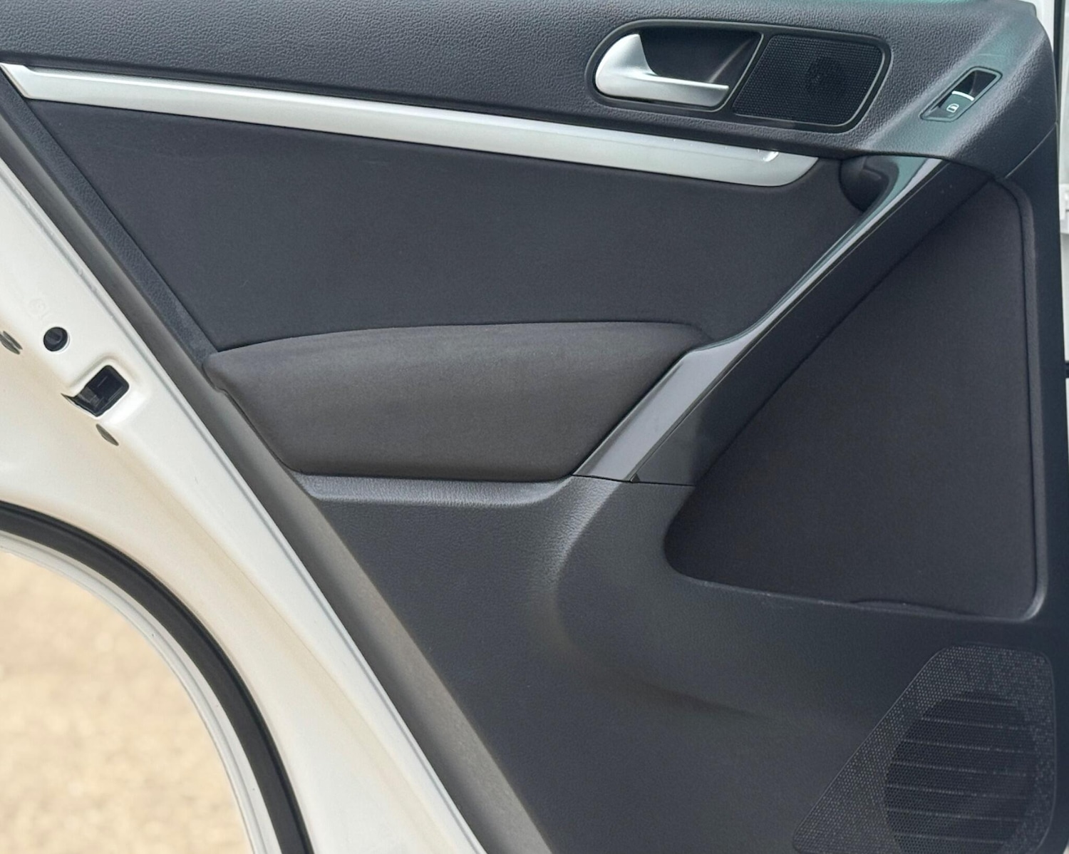 Used Volkswagen Tiguan 2012 for sale - 76934249: Photo 20