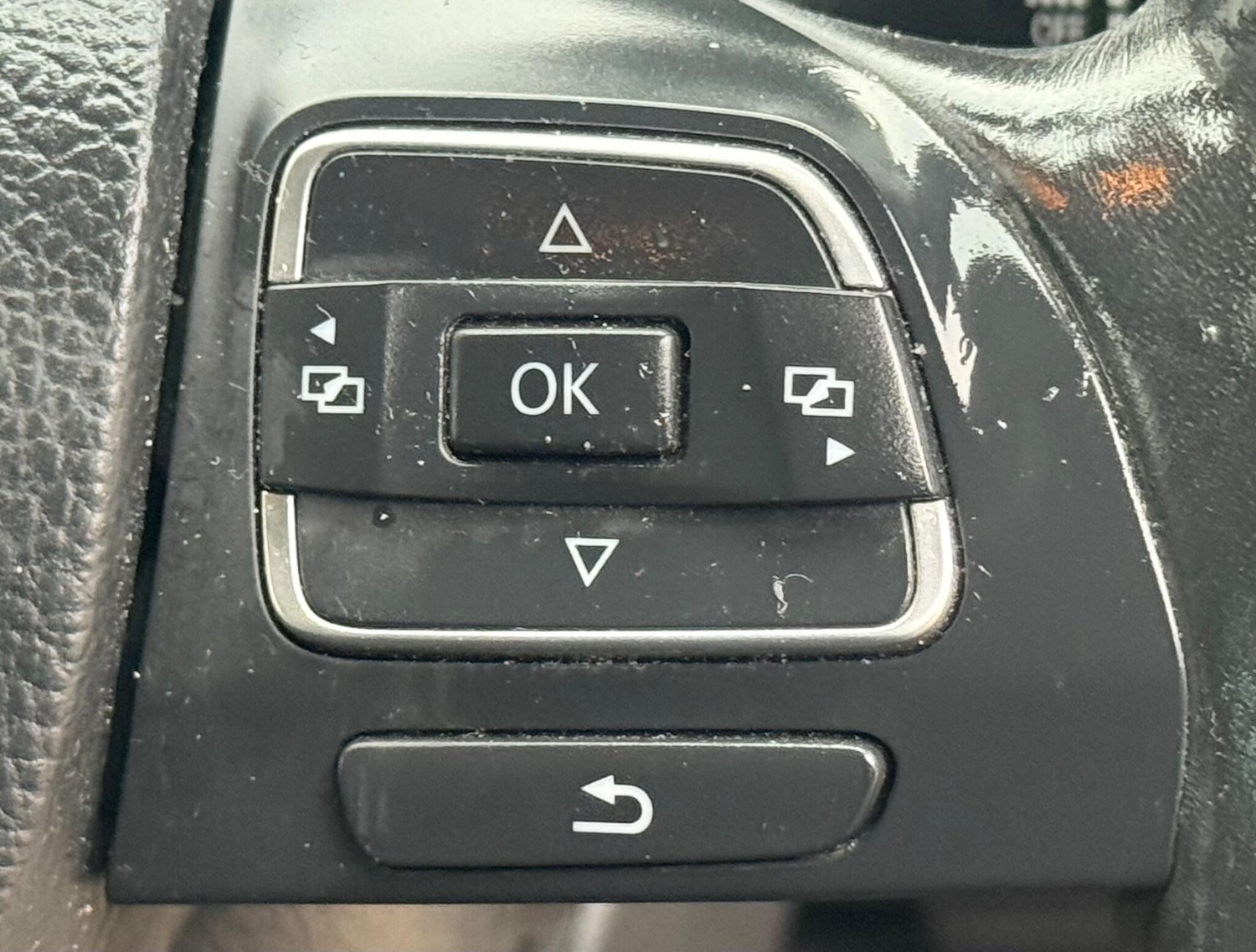 Used Volkswagen Tiguan 2012 for sale - 76934249: Photo 46