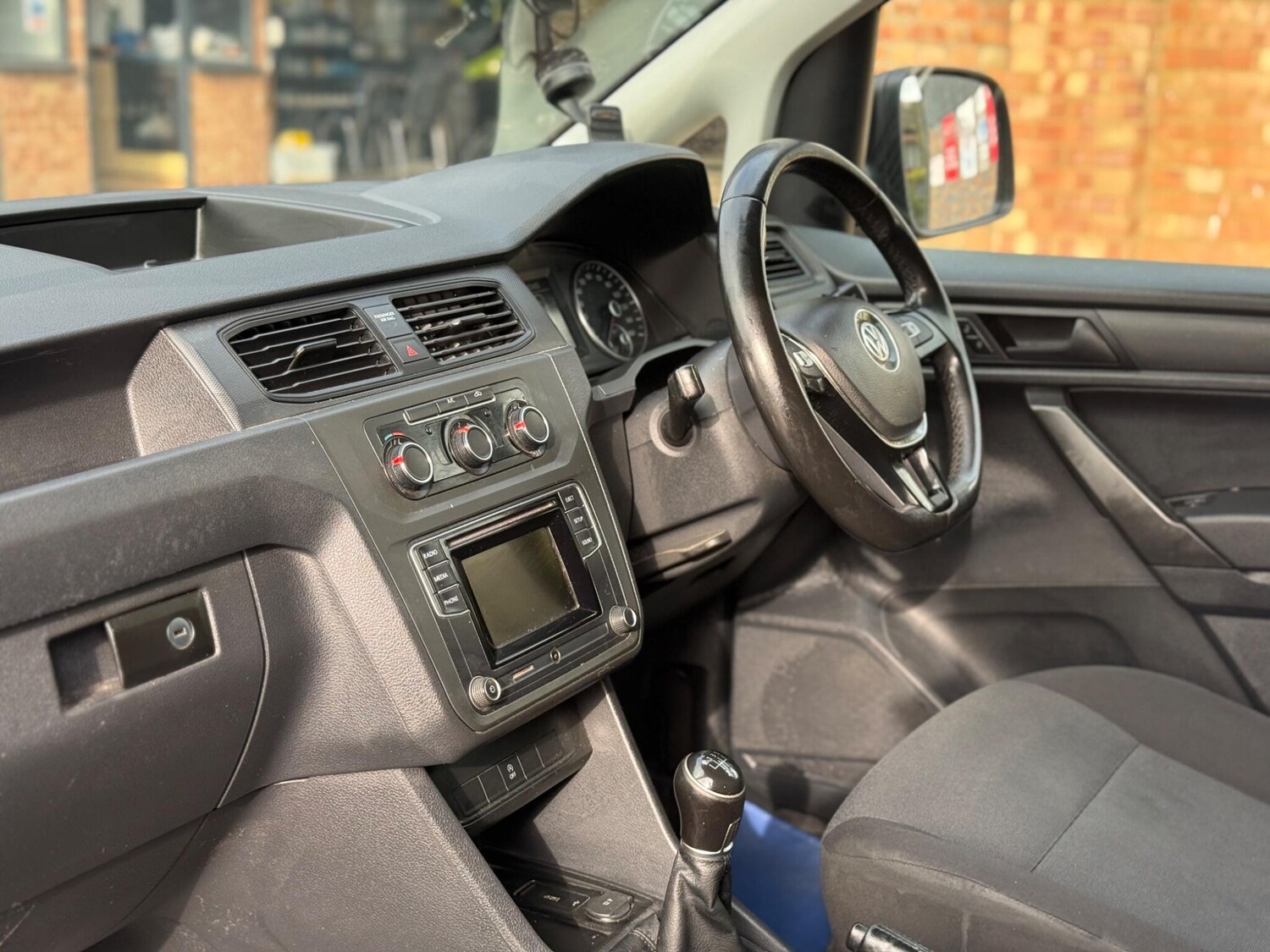 Used Volkswagen Caddy Maxi 2017 for sale - 77493723: Photo 12