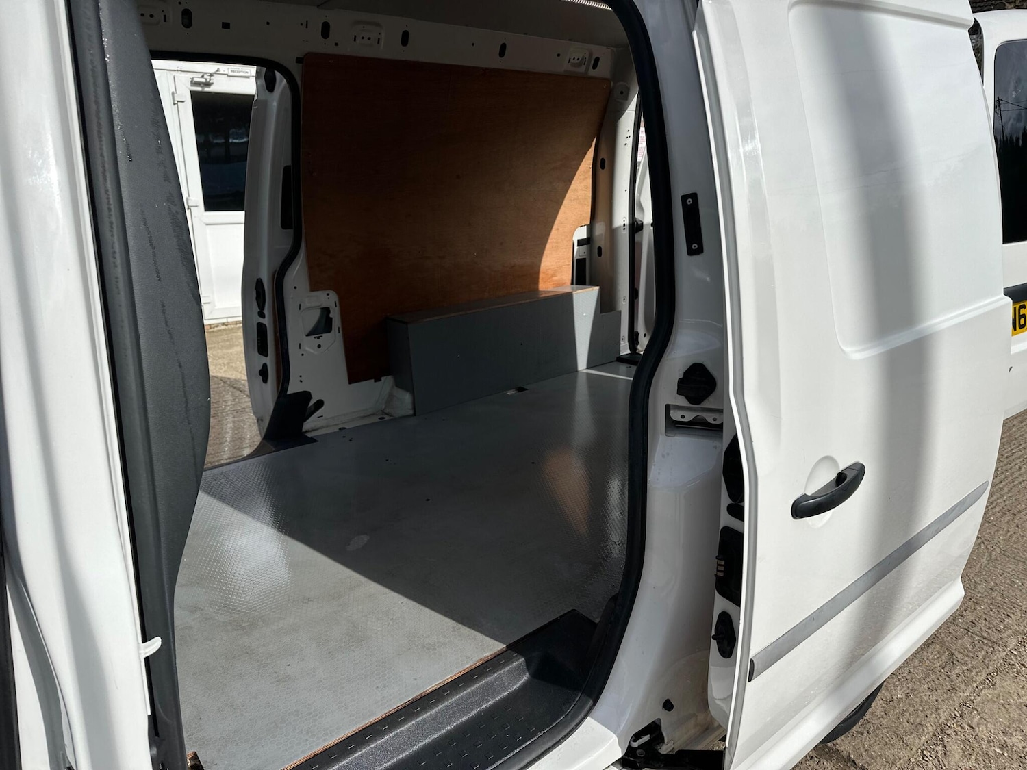 Used Volkswagen Caddy Maxi 2017 for sale - 77493723: Photo 40