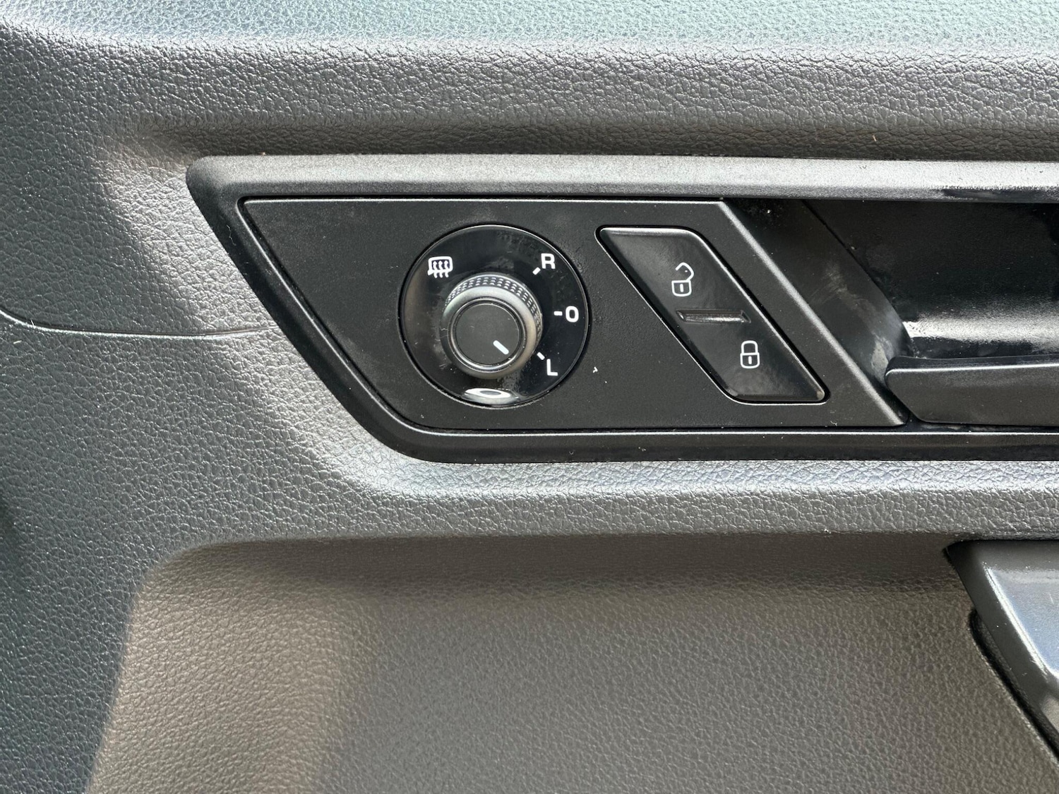 Used Volkswagen Caddy Maxi 2017 for sale - 77493723: Photo 42