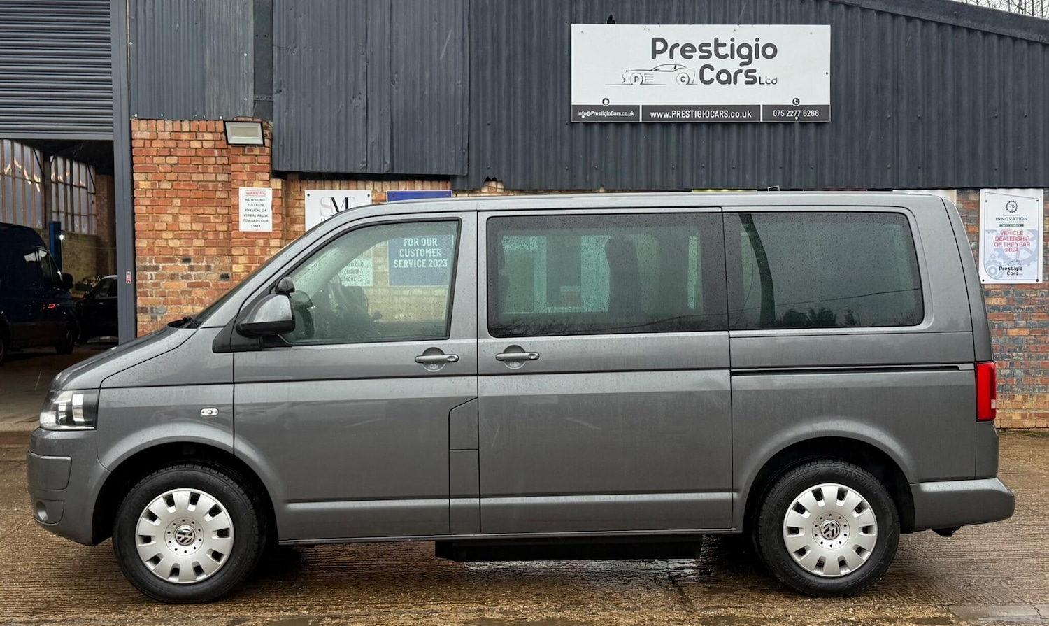 Used Volkswagen Transporter Shuttle 2015 for sale - 76783286: Photo 1