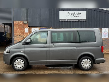 Used Volkswagen Transporter Shuttle 2015 for sale - 76783286: Photo