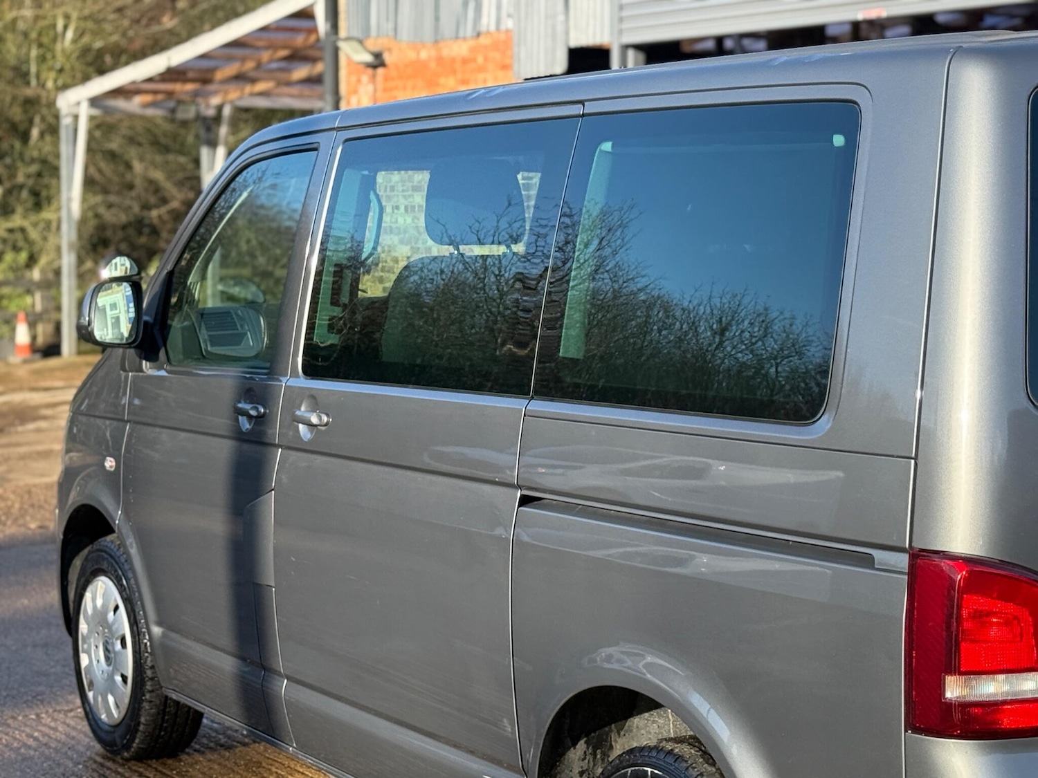 Used Volkswagen Transporter Shuttle 2015 for sale - 76783286: Photo 29