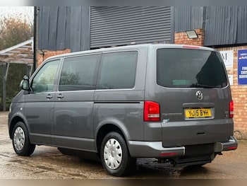 Used Volkswagen Transporter Shuttle 2015 for sale - 76783286: Photo