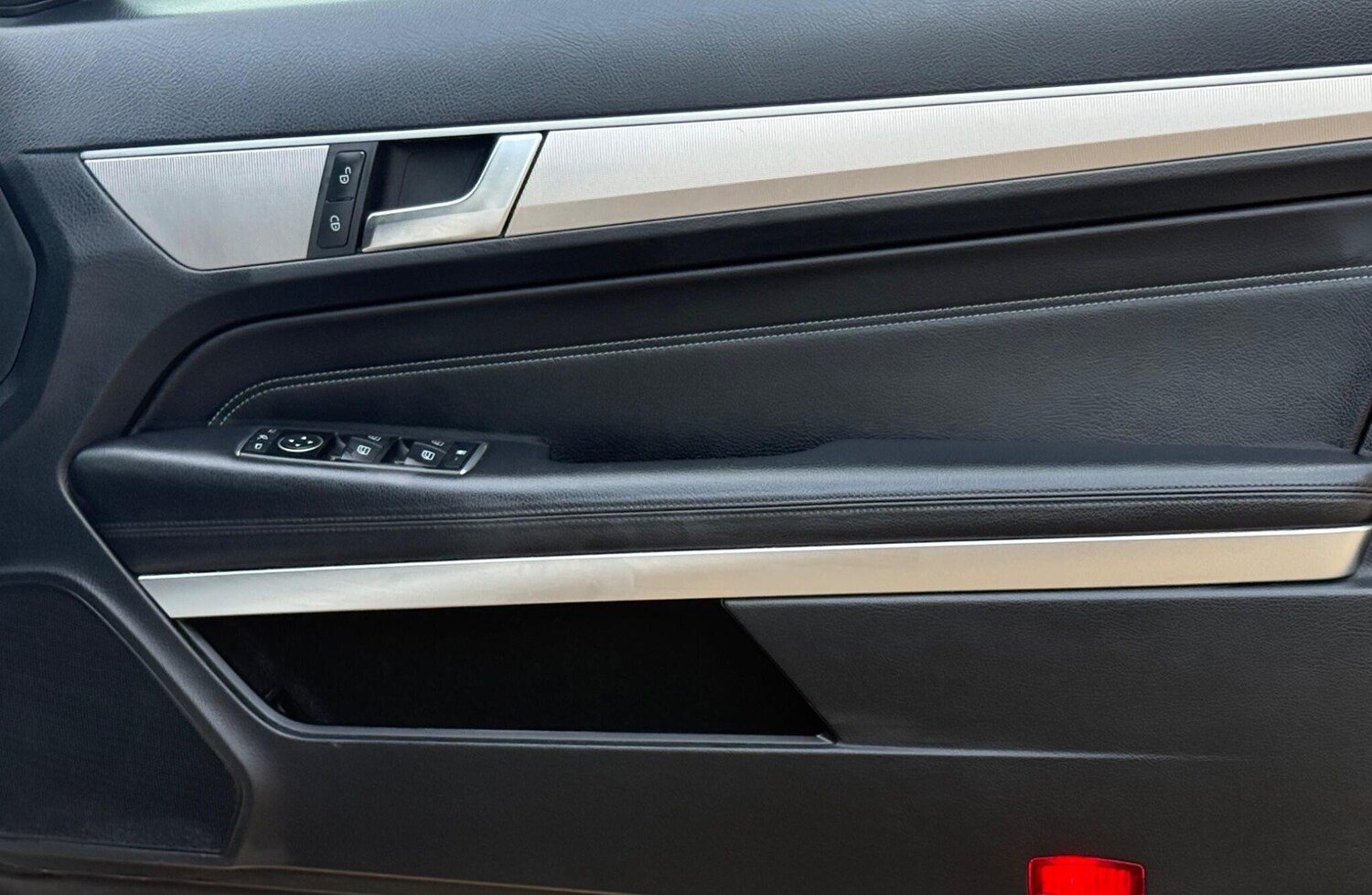 Used Mercedes-Benz E Class 2014 for sale - 78015984: Photo 31