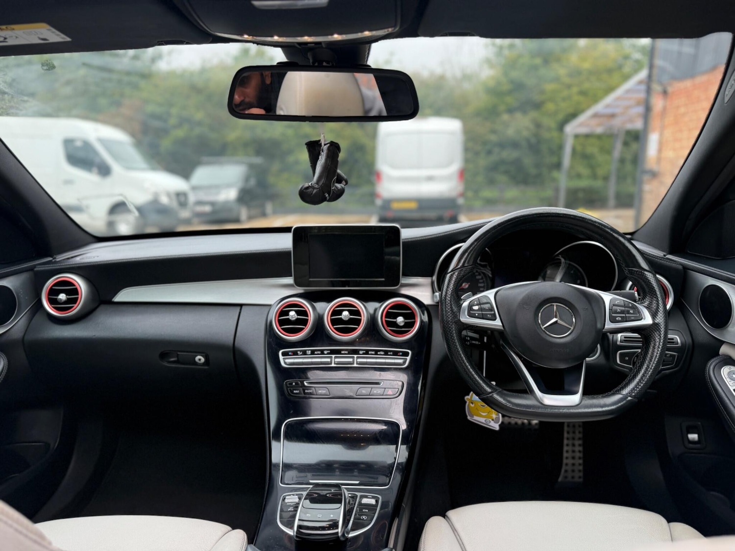 Used Mercedes-Benz C Class 2014 for sale - 76845392: Photo 18