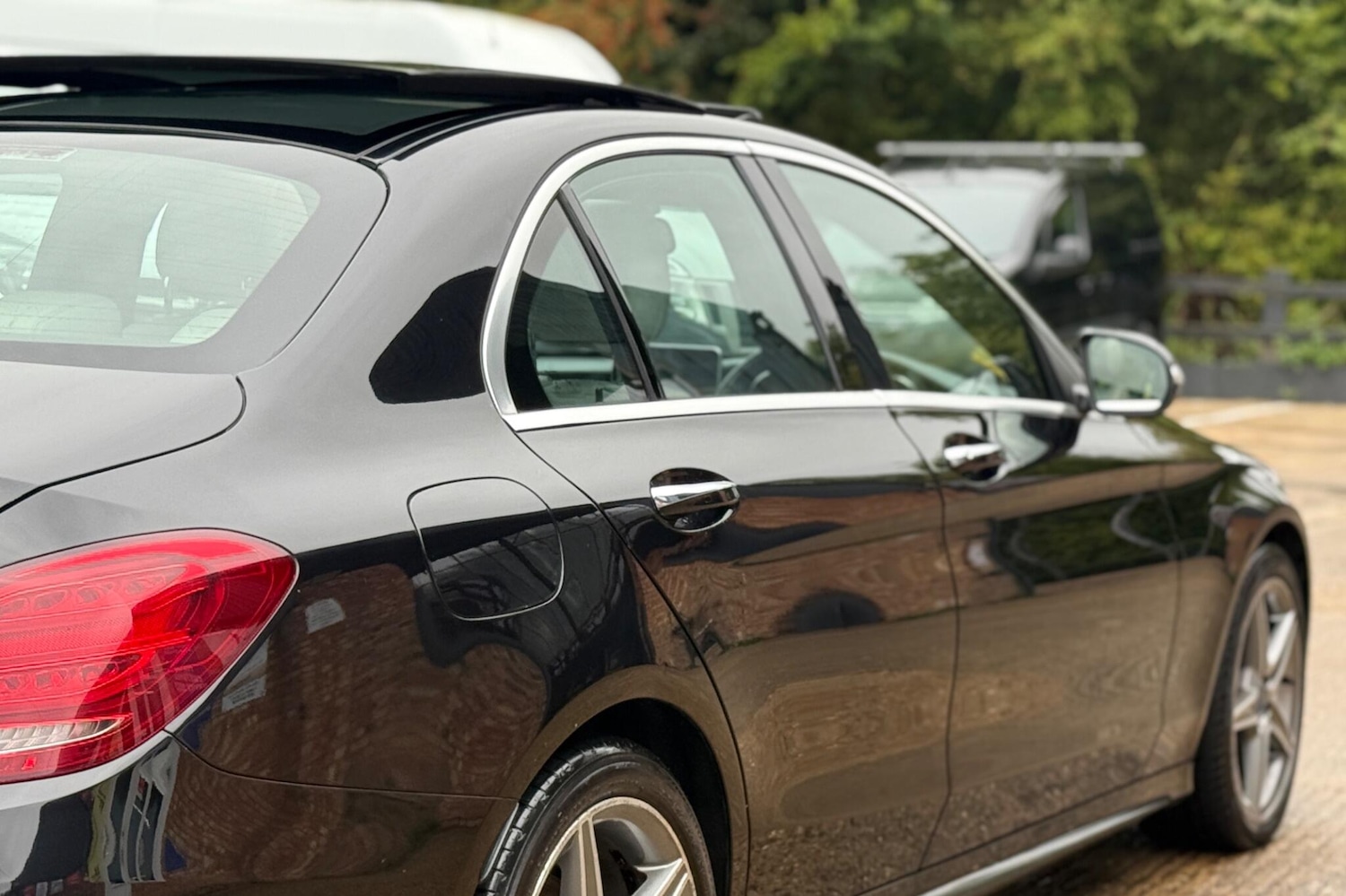 Used Mercedes-Benz C Class 2014 for sale - 76845392: Photo 32