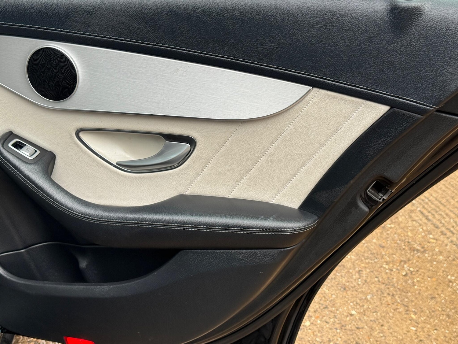 Used Mercedes-Benz C Class 2014 for sale - 76845392: Photo 39