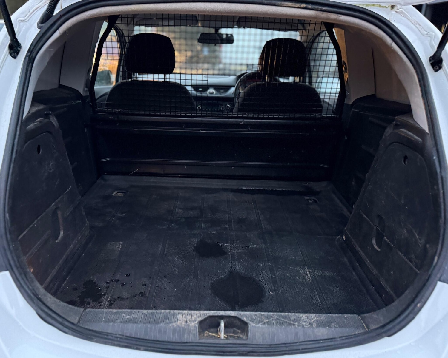 Used Vauxhall Corsa Van 2016 for sale - 77139310: Photo 16