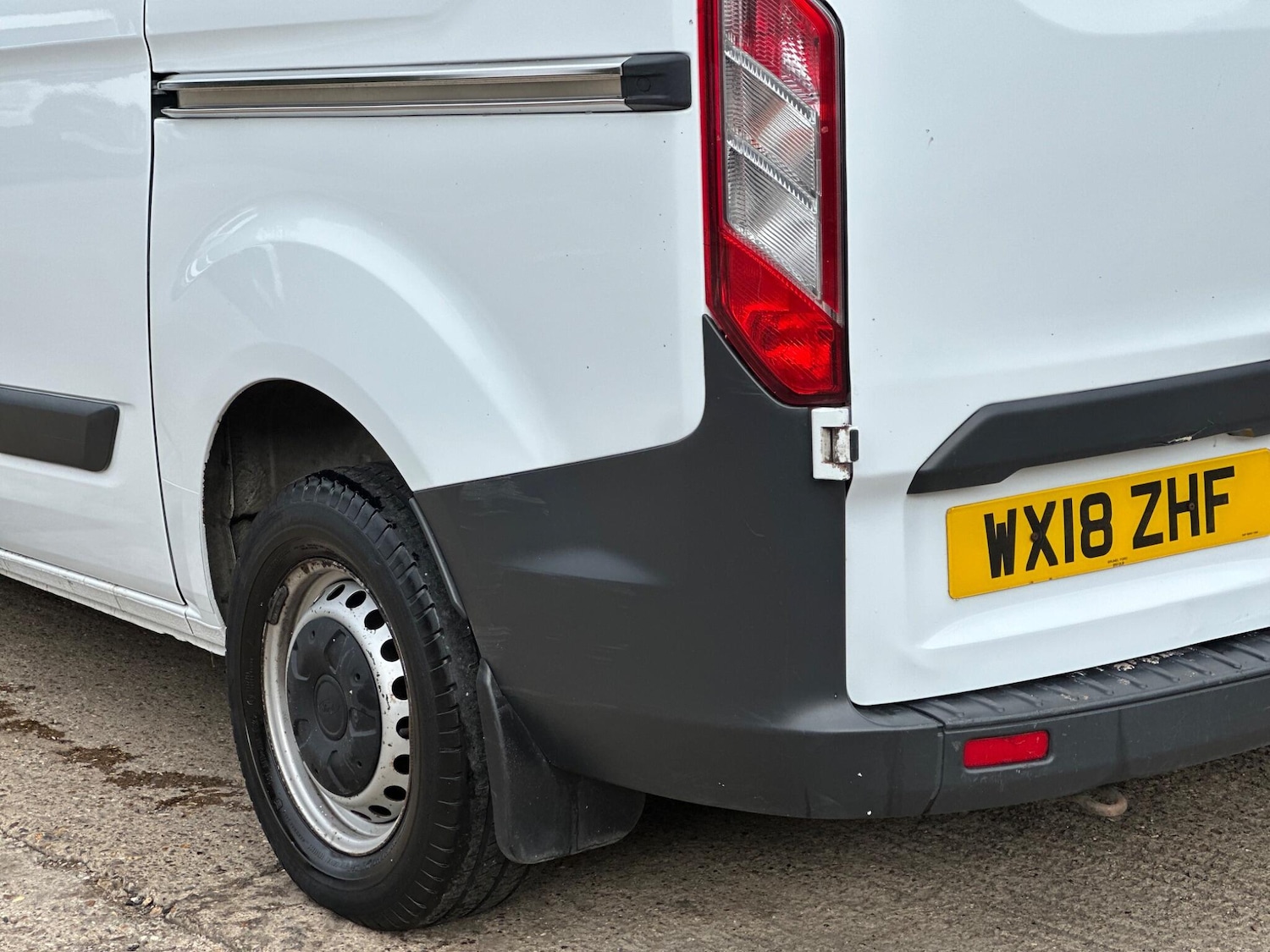 Used Ford Transit Custom 2018 for sale - 75995576: Photo 21