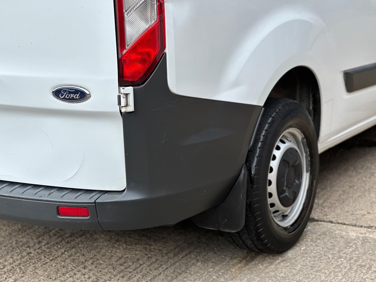 Used Ford Transit Custom 2018 for sale - 75995576: Photo 24