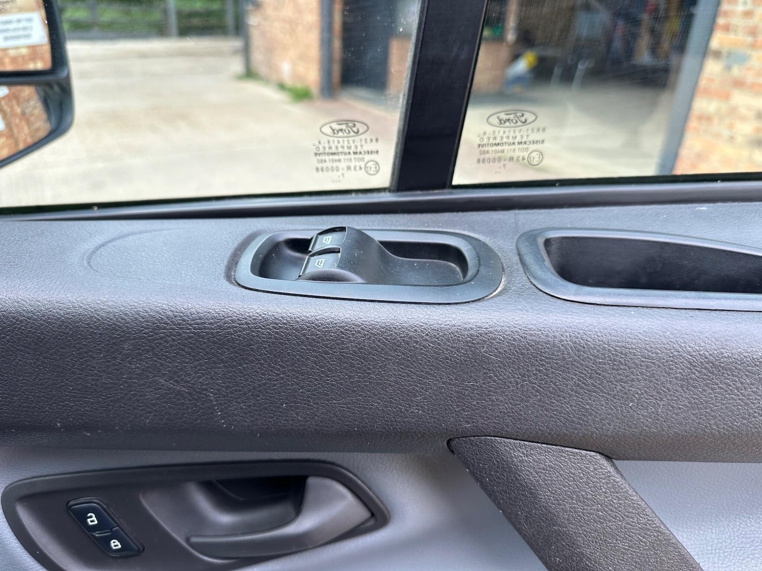 Used Ford Transit Custom 2018 for sale - 75995576: Photo 38