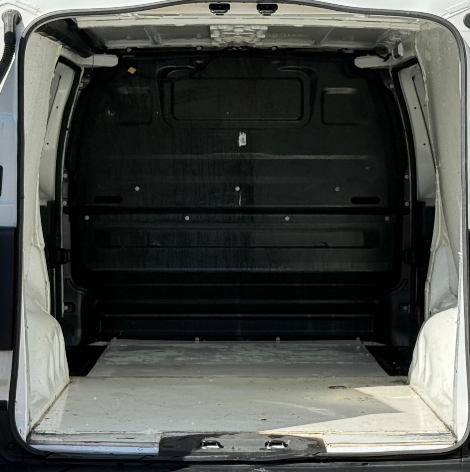 Used Vauxhall Vivaro 2020 for sale - 77974045: Photo 12
