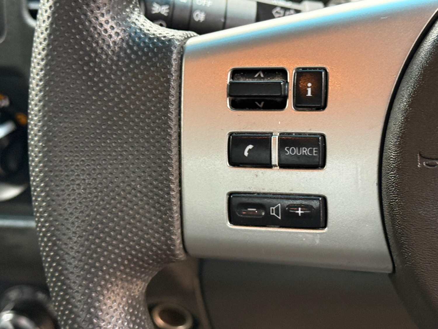 Used Nissan Navara 2015 for sale - 78003535: Photo 47