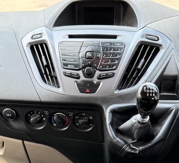 Used Ford Tourneo Custom 2018 for sale - 75627751: Photo 20