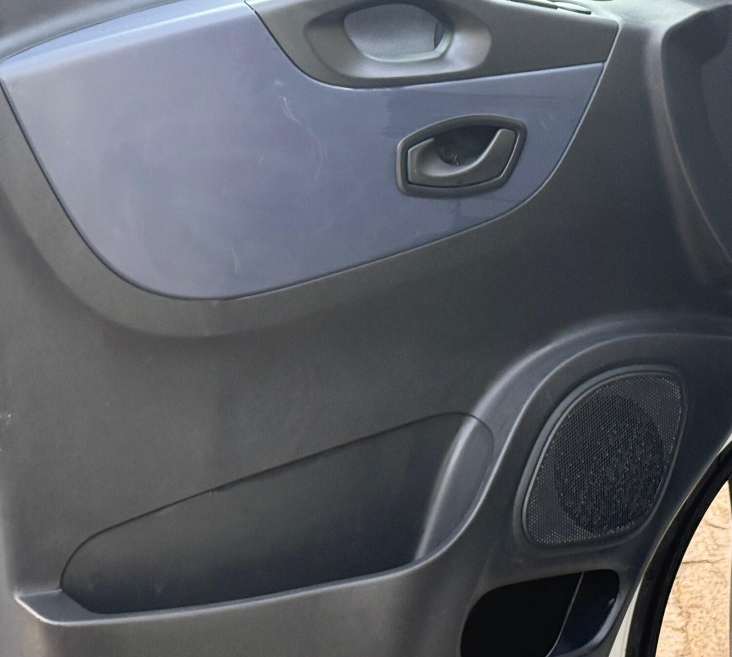 Used Vauxhall Vivaro 2016 for sale - 77516569: Photo 11