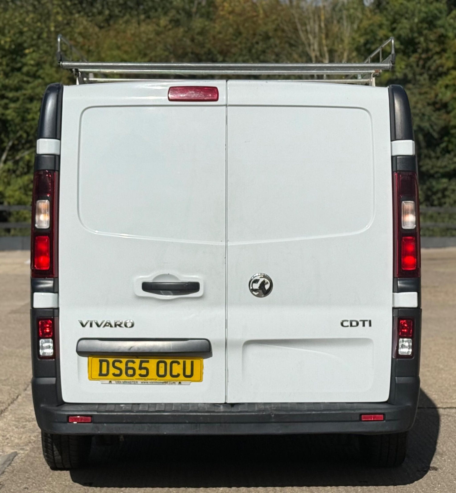 Used Vauxhall Vivaro 2015 for sale - 76653831: Photo 10