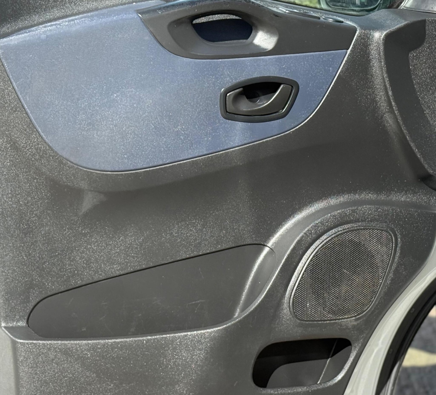 Used Vauxhall Vivaro 2015 for sale - 76653831: Photo 18