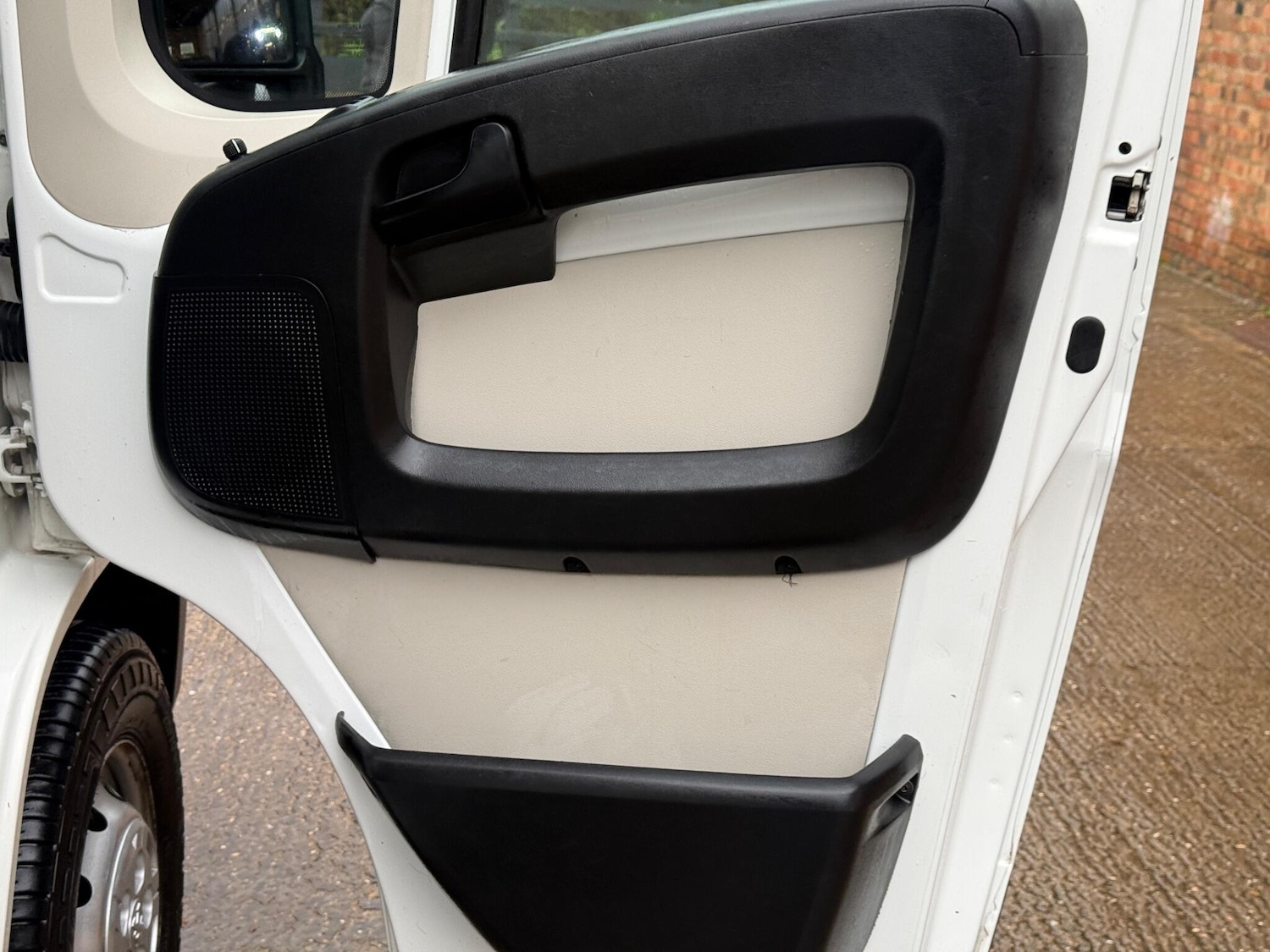 Used Peugeot Boxer 2017 for sale - 76748506: Photo 24