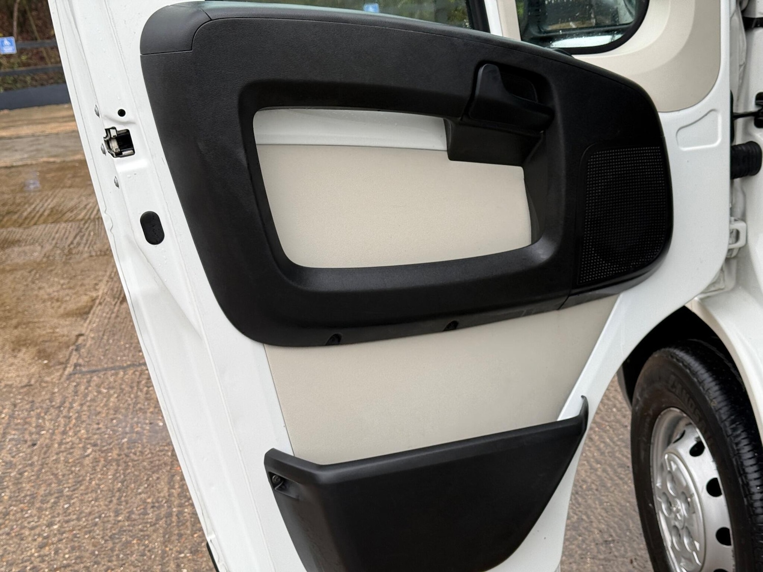 Used Peugeot Boxer 2017 for sale - 76748506: Photo 26