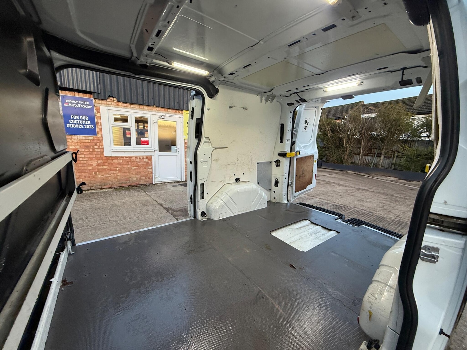 Used Ford Transit Custom 2017 for sale - 77312990: Photo 12