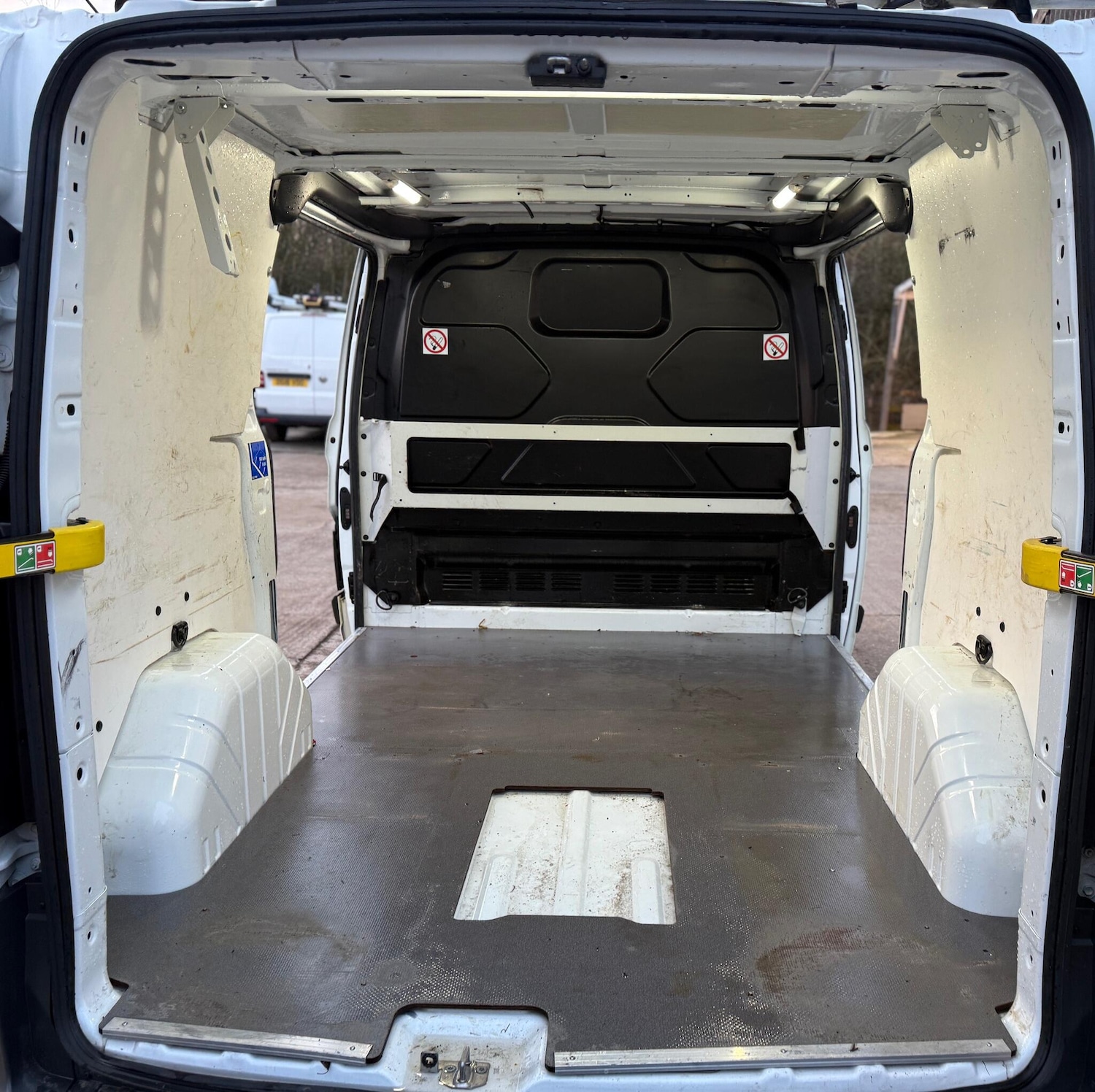 Used Ford Transit Custom 2017 for sale - 77312990: Photo 14