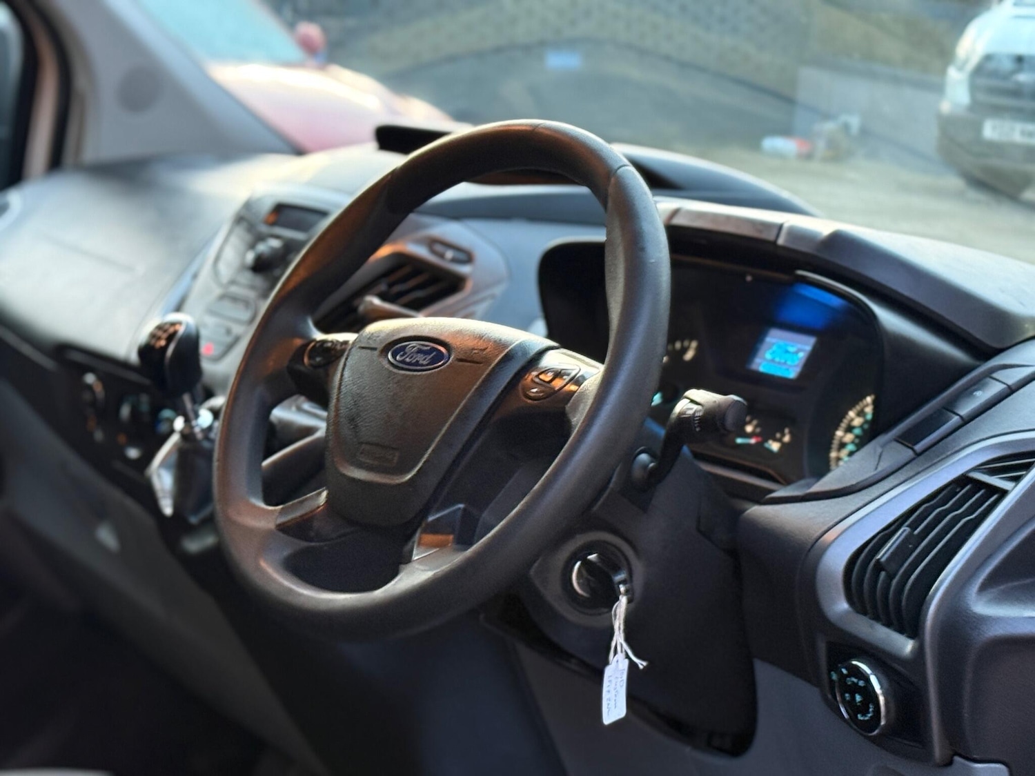 Used Ford Transit Custom 2017 for sale - 77312990: Photo 9