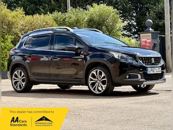 Used Peugeot 2008 2017 for sale - 79394922: Photo