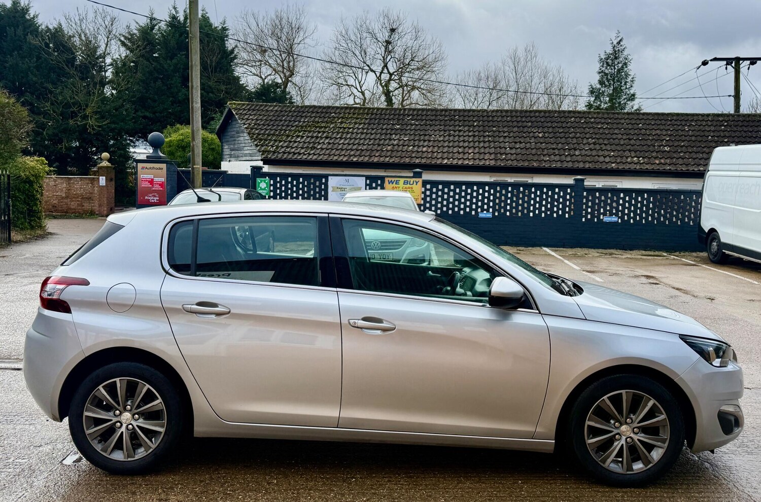 Used Peugeot 308 2016 for sale - 77520035: Photo 12