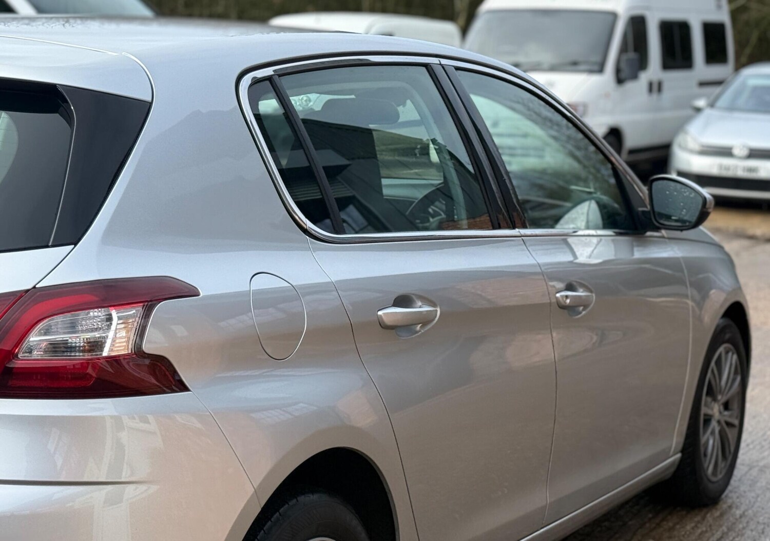 Used Peugeot 308 2016 for sale - 77520035: Photo 31