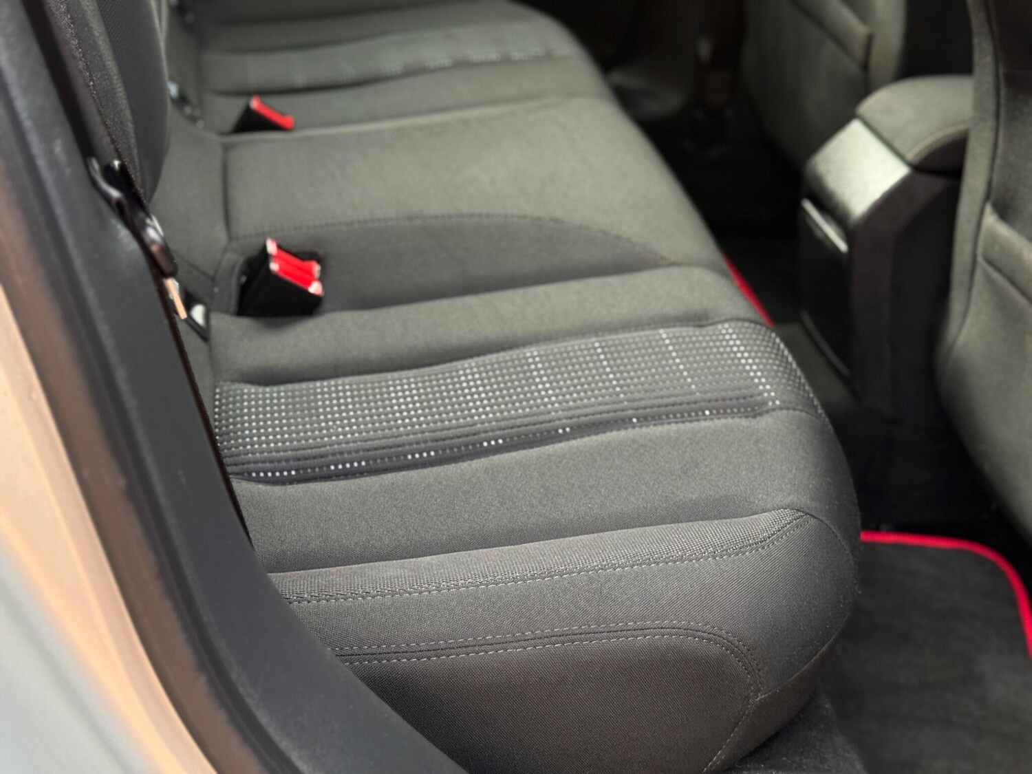 Used Peugeot 308 2016 for sale - 77520035: Photo 38