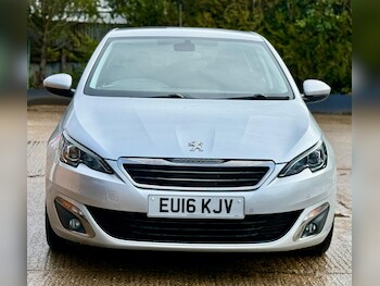Used Peugeot 308 2016 for sale - 77520035: Photo