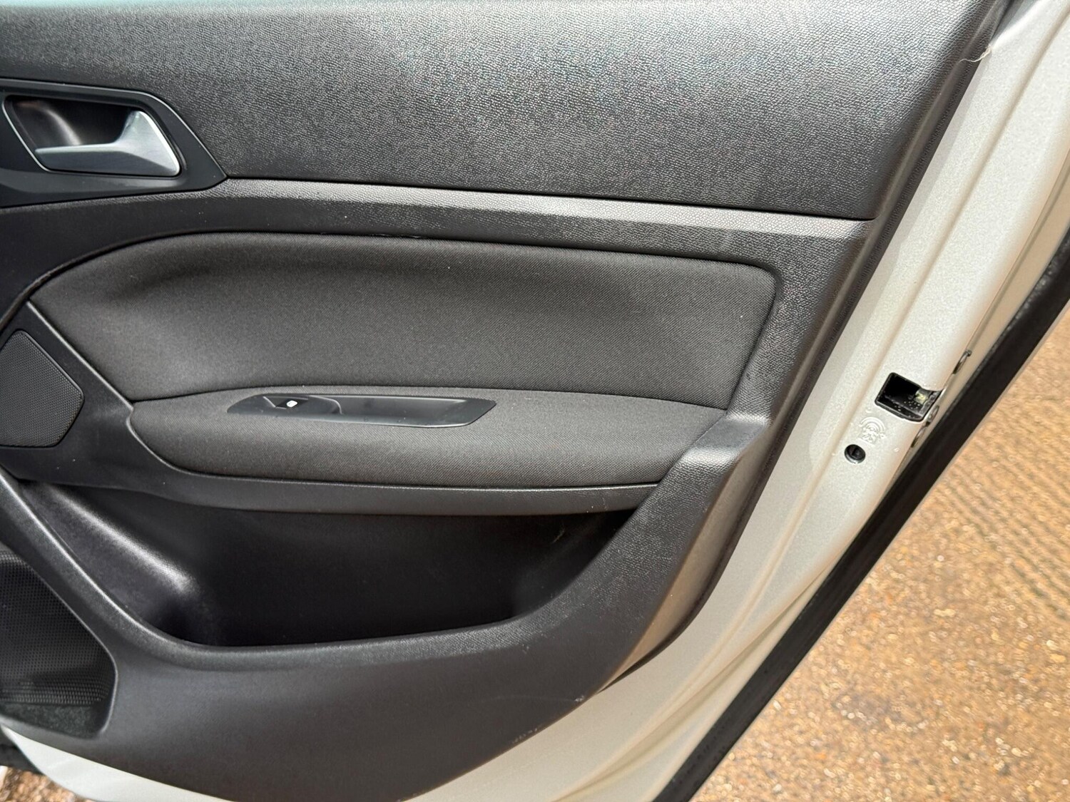 Used Peugeot 308 2016 for sale - 77520035: Photo 40