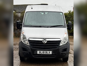 Vauxhall - Movano