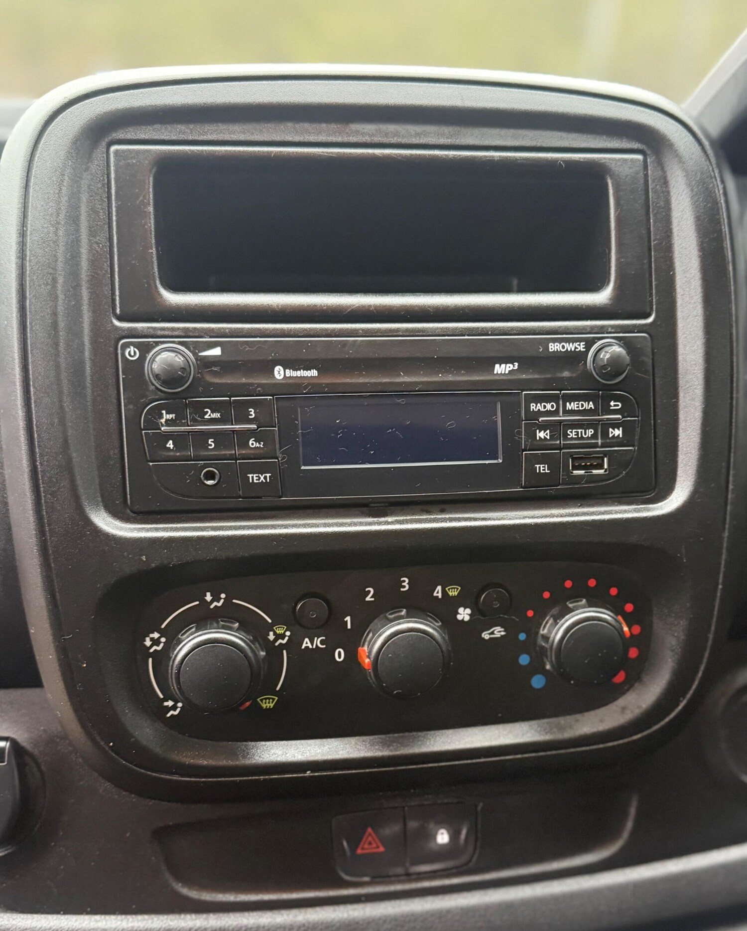 Used Renault Trafic 2015 for sale - 77403925: Photo 47