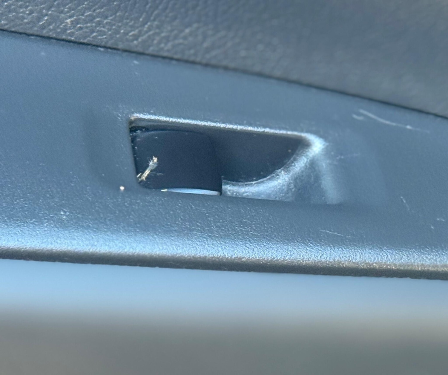 Used Mitsubishi Outlander 2015 for sale - 77718999: Photo 49