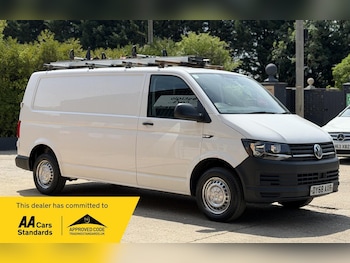 Used Volkswagen Transporter 2018 for sale - 79055079: Photo