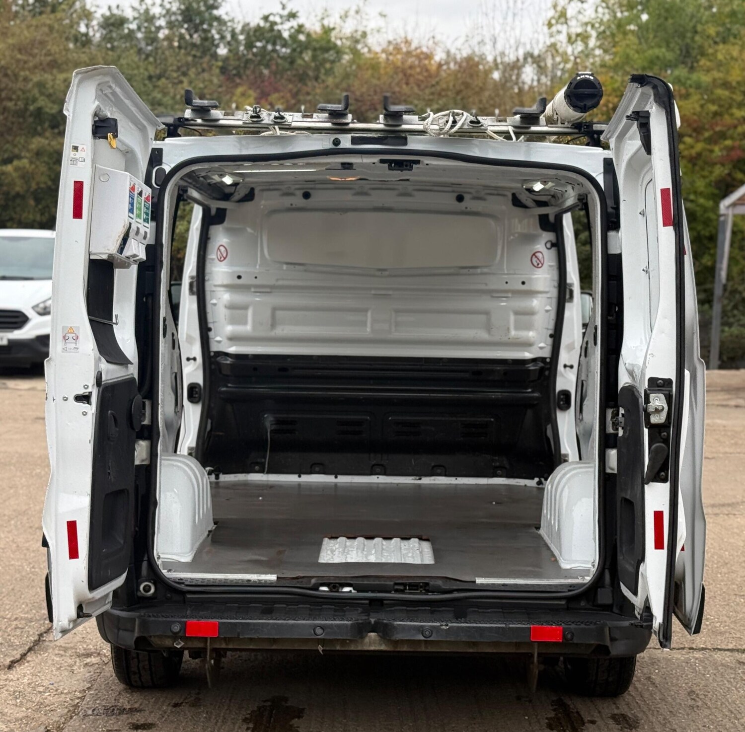 Used Vauxhall Vivaro 2016 for sale - 76292885: Photo 17