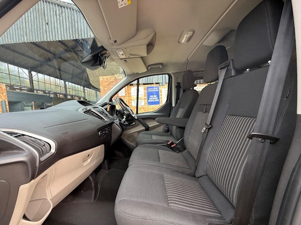 Used Ford Tourneo Custom 2017 for sale - 75676891: Photo 15