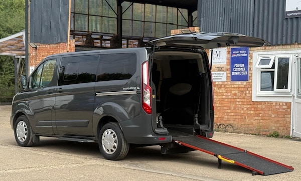 Used Ford Tourneo Custom 2017 for sale - 75676891: Photo 16