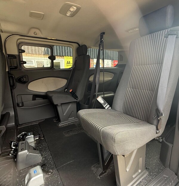 Used Ford Tourneo Custom 2017 for sale - 75676891: Photo 20