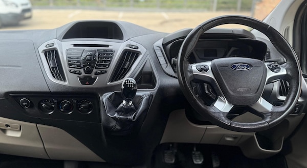 Used Ford Tourneo Custom 2017 for sale - 75676891: Photo 21