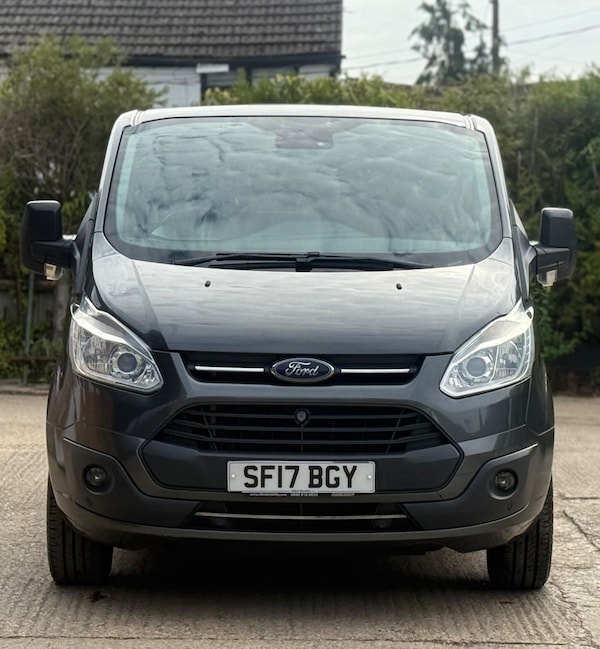 Used Ford Tourneo Custom 2017 for sale - 75676891: Photo 3