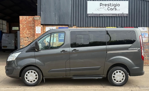 Used Ford Tourneo Custom 2017 for sale - 75676891: Photo 6