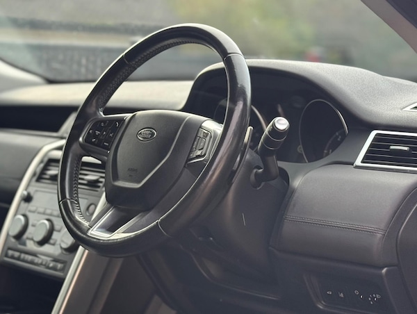 Used Land Rover Discovery Sport 2018 for sale - 76324713: Photo 13
