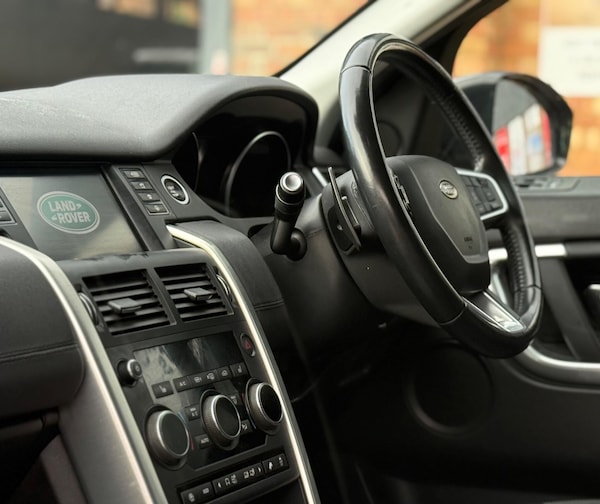 Used Land Rover Discovery Sport 2018 for sale - 76324713: Photo 16