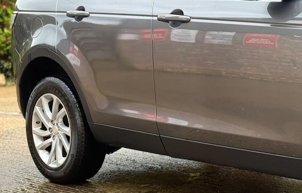 Used Land Rover Discovery Sport 2018 for sale - 76324713: Photo 31